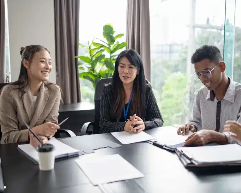 How to Track Deals From Lead to Close? The Complete Process